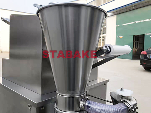 Stirring stuffing hopper